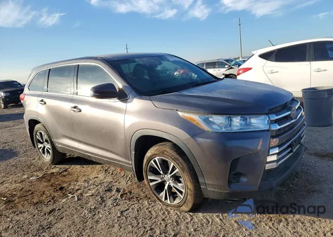 2018 Toyota Highlander Le from USA, damaged, VIN 5TDZZRFH9JS250432